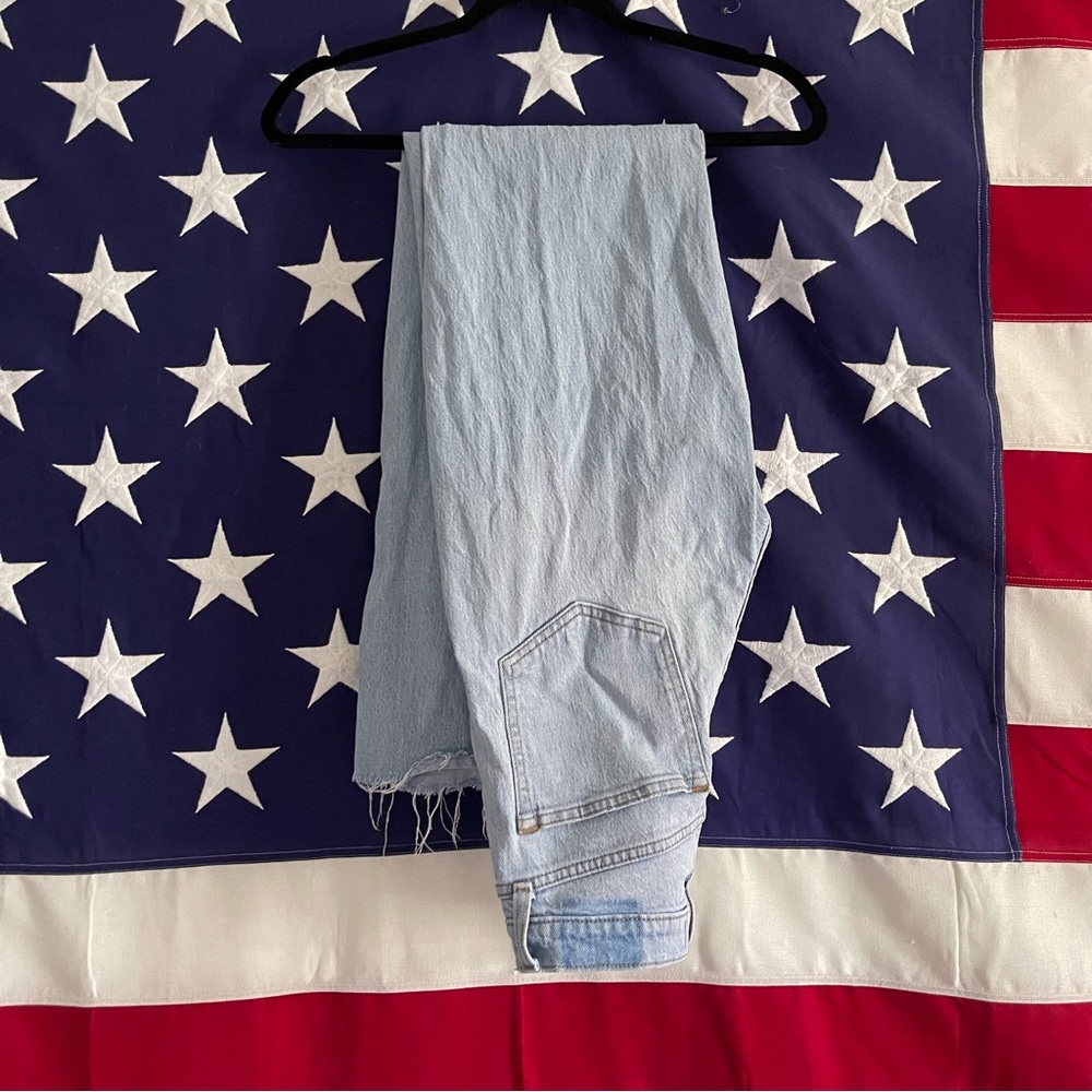 Abercrombie & Fitch 90’s Relaxed Jean High Rise